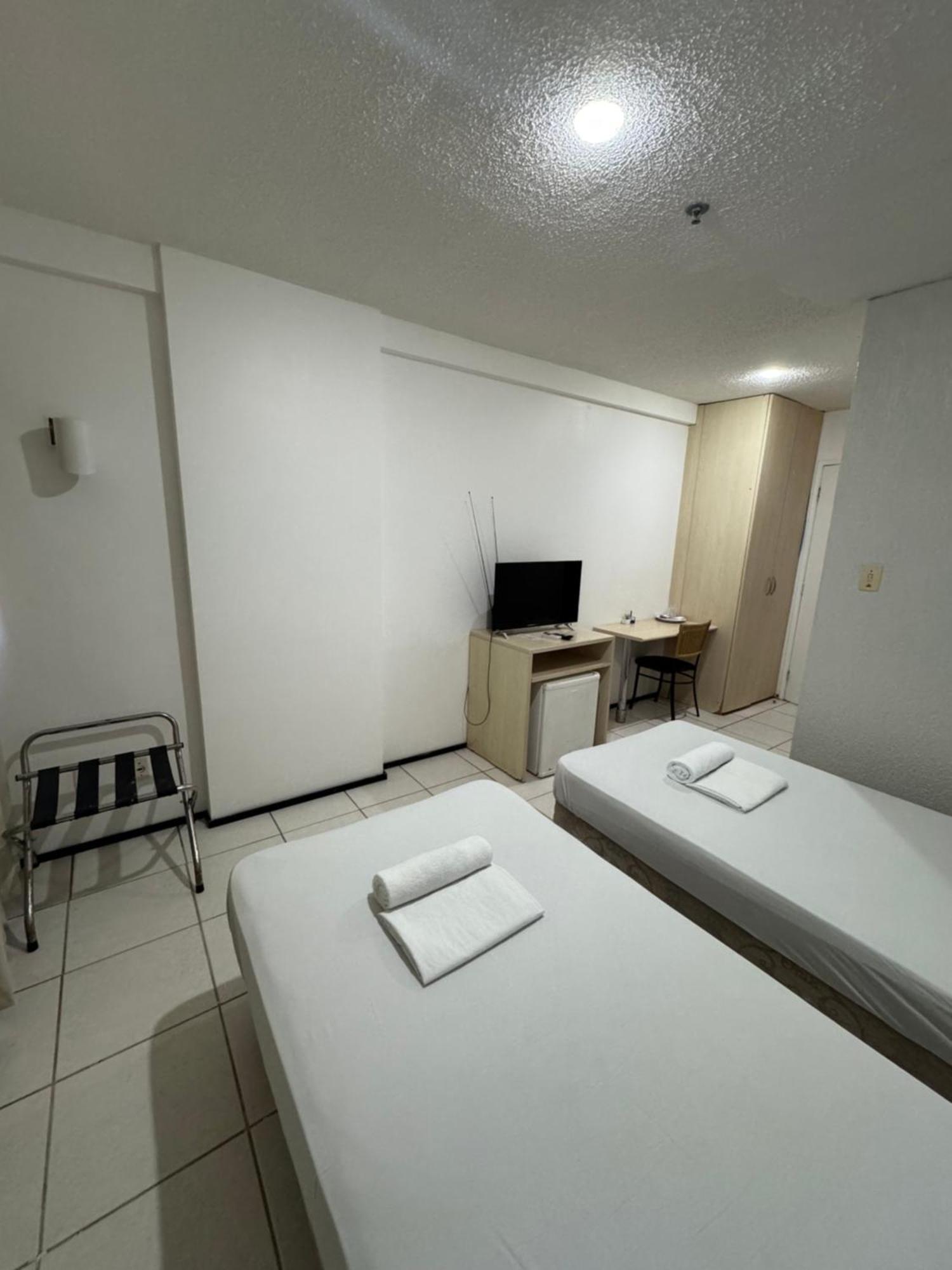 Bellagio Ponta Dareia Flat Economico Beira Mar Ferreira Hospedagens * Sao Luis (Maranhao)